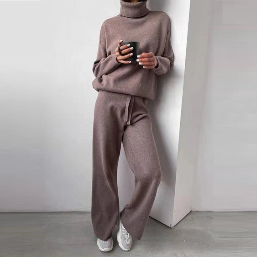 Knitted Lounge Set | Turtleneck and Wide-Leg Pants | Cozy and Chic