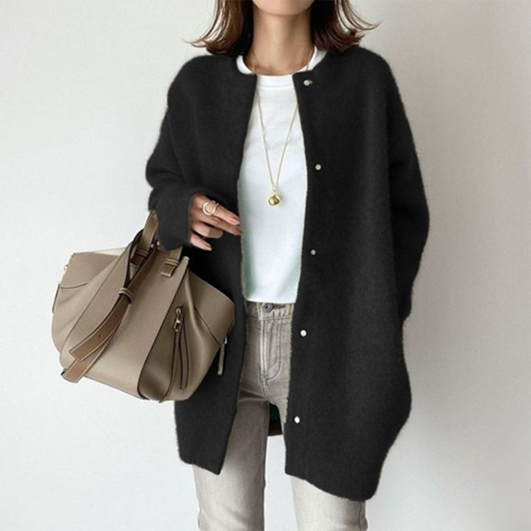 Soft Knit Cardigan | Button-Up | Cozy & Elegant