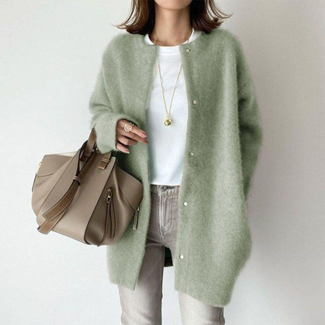 Soft Knit Cardigan | Button-Up | Cozy & Elegant