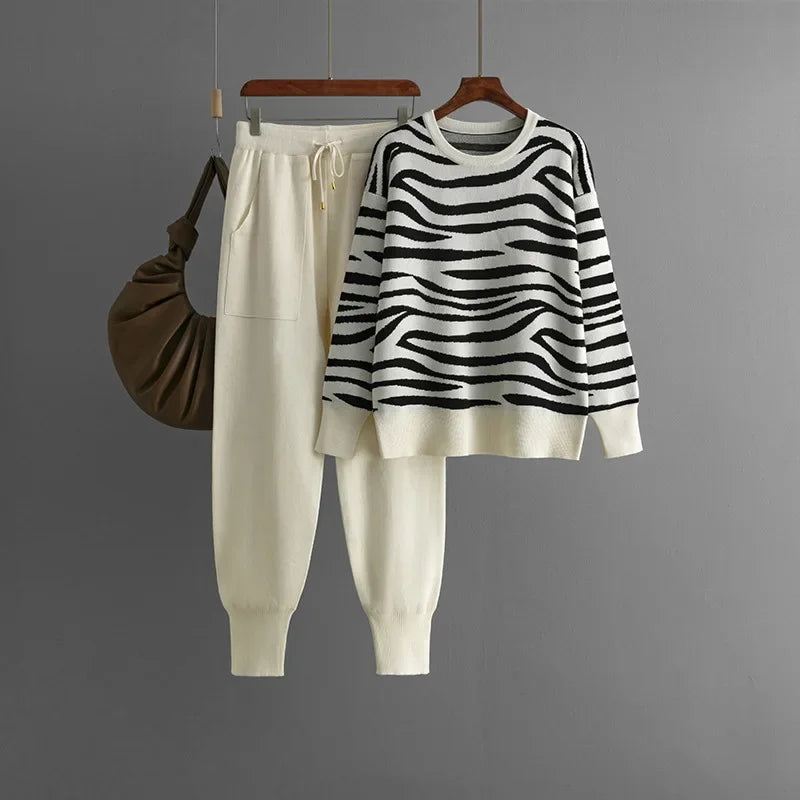 Knitted Loungewear Set | Zebra Print | Cozy & Stylish