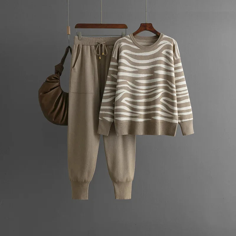 Knitted Loungewear Set | Zebra Print | Cozy & Stylish