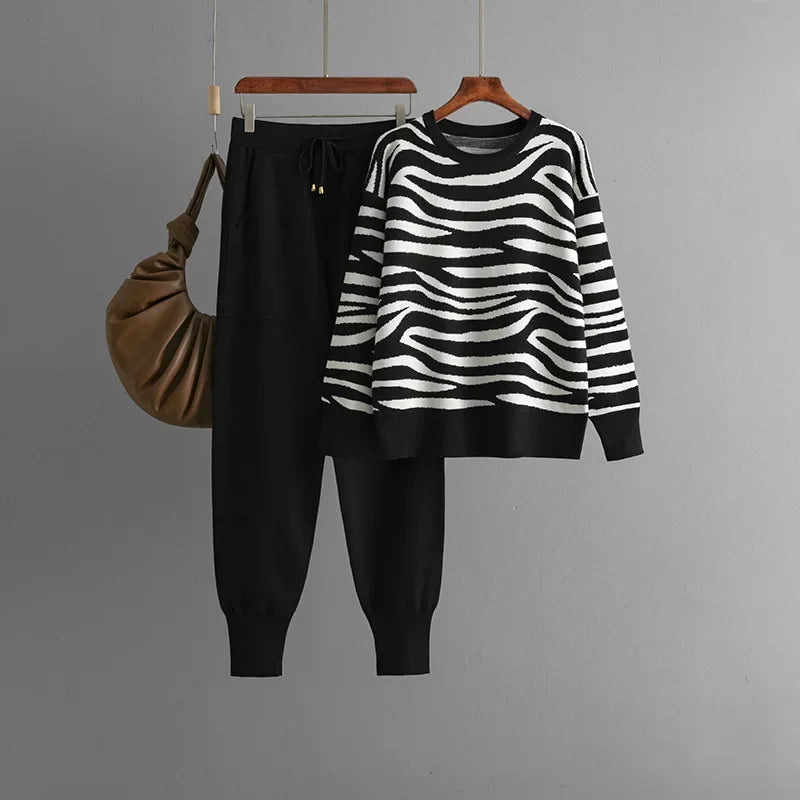 Knitted Loungewear Set | Zebra Print | Cozy & Stylish